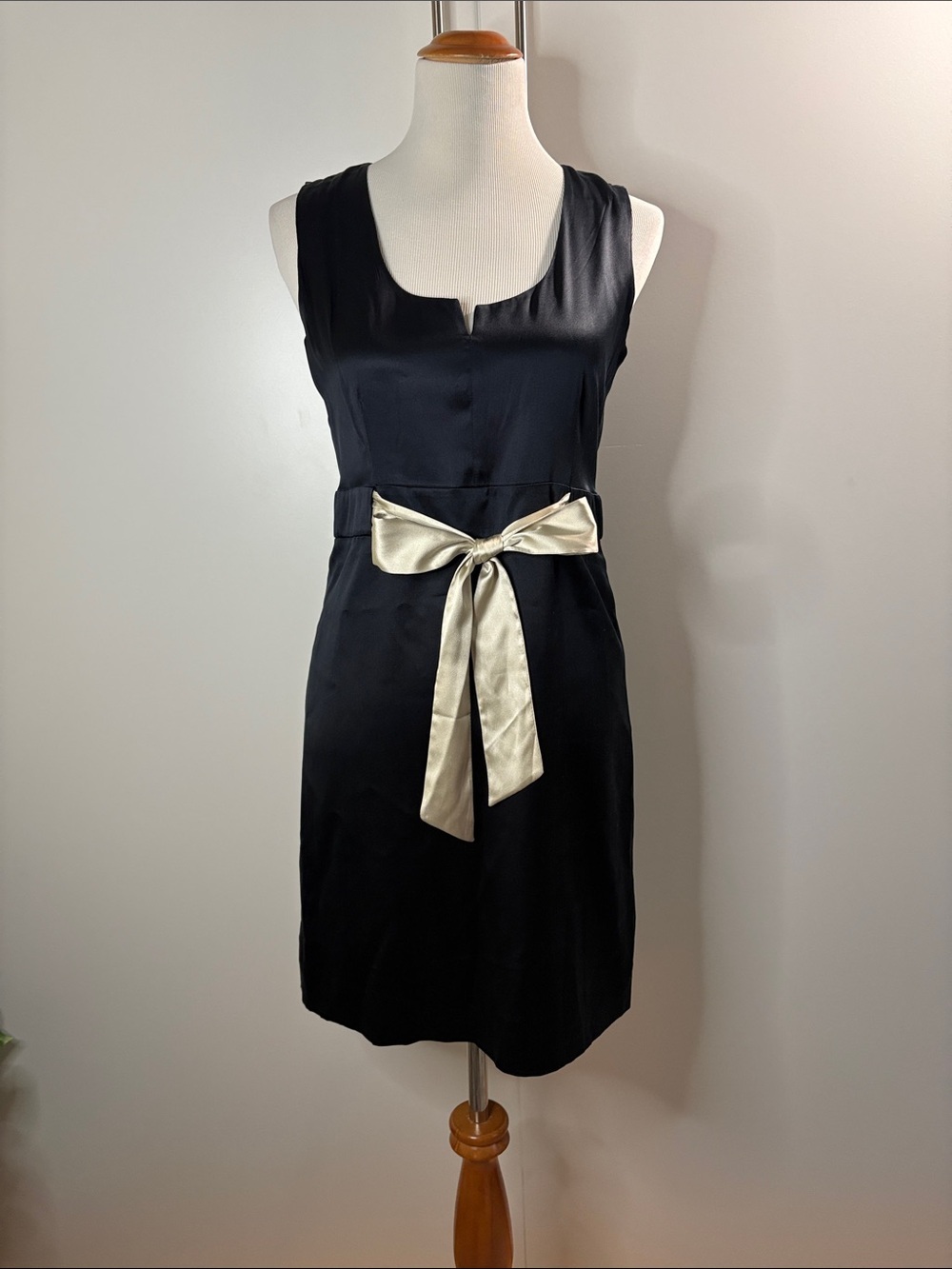 Black Sleeveless Satin Dress with Cream Satin Bow Accent 6